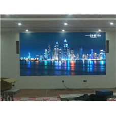 會(huì )議室p1.25小間距led顯示屏案例